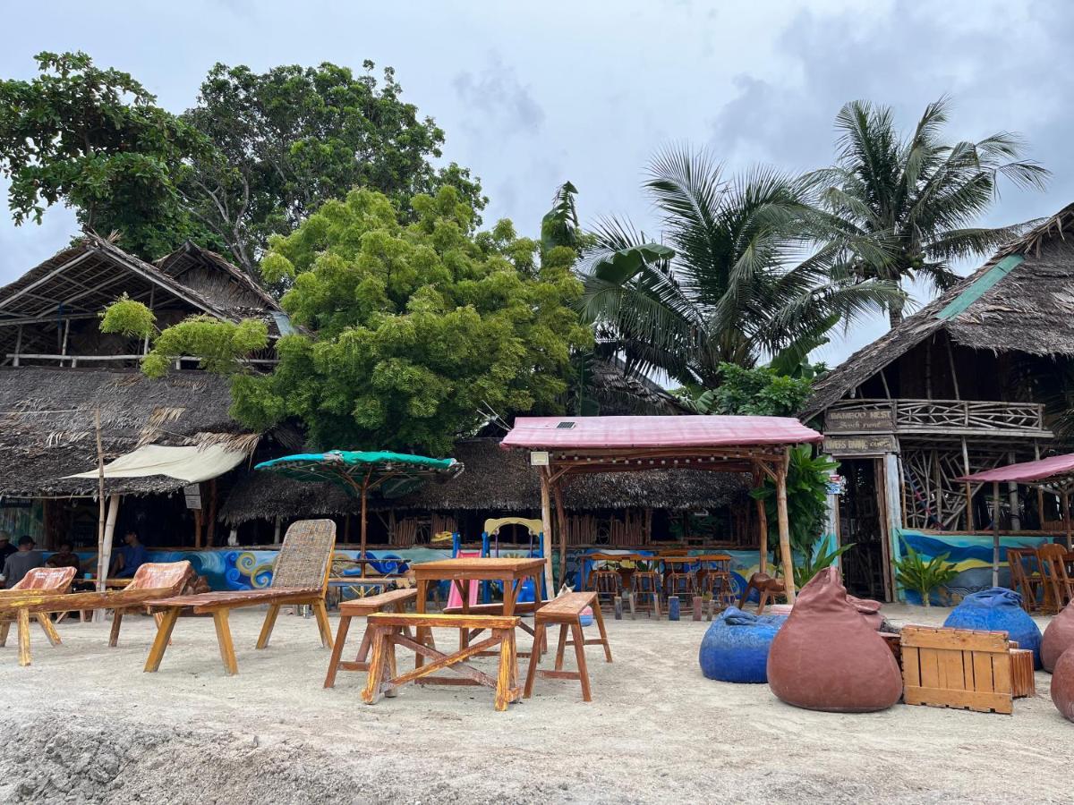 Bamboo Nest Beachfront Hotel Puerto Princesa Exterior photo