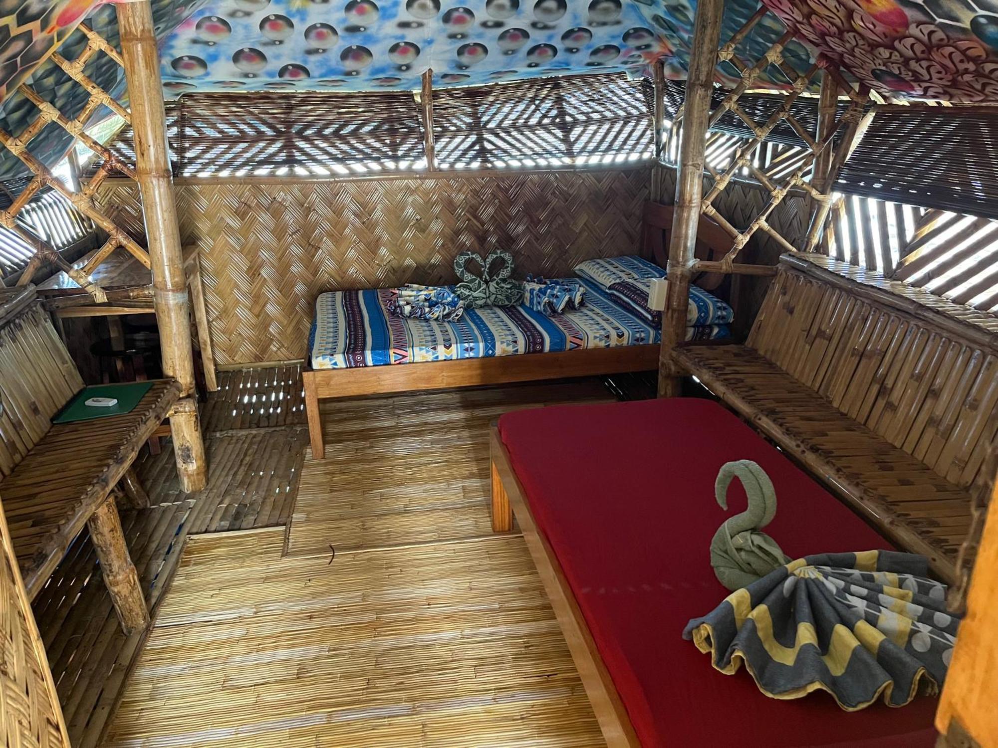 Bamboo Nest Beachfront Puerto Princesa Exterior photo