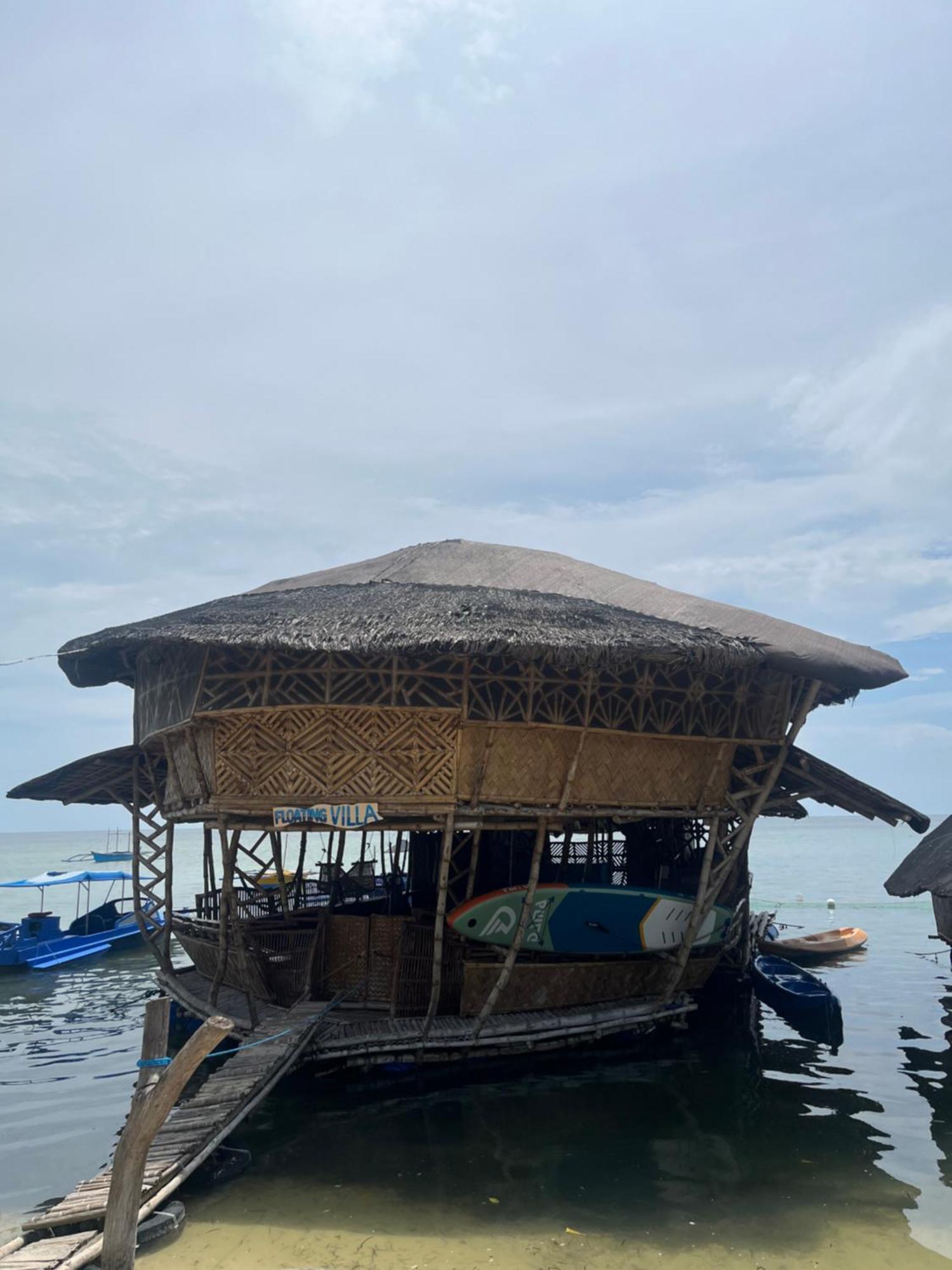Bamboo Nest Beachfront Puerto Princesa Exterior photo