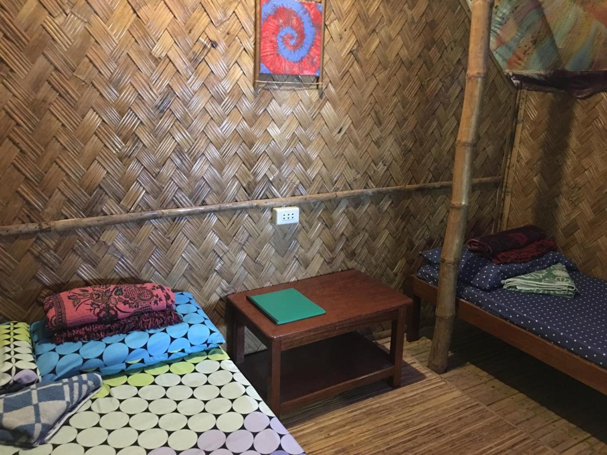 Bamboo Nest Beachfront Puerto Princesa Exterior photo
